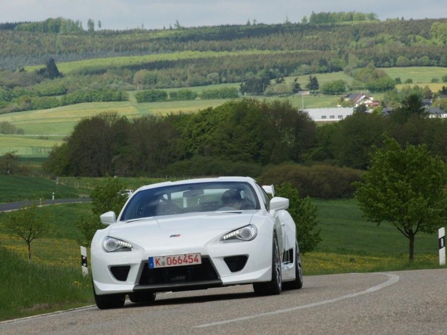  Toyota GT 86 Concept by Gazoo Racing 2012 года  (фото 18 из 21)